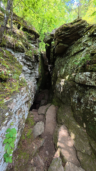 Devils Den State Park 20250512 006