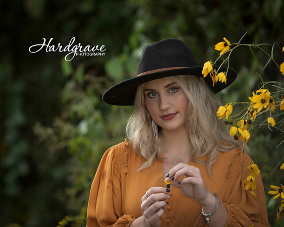 Senior Session at Hardgrave Photography
