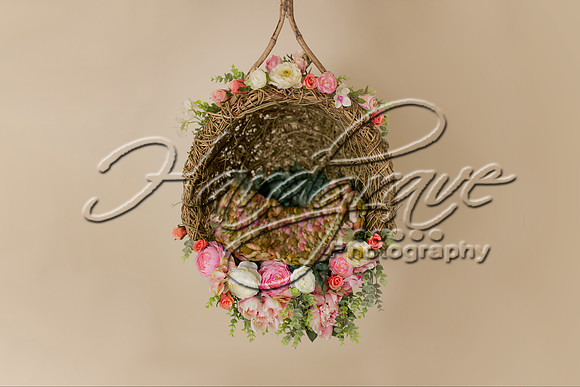 creamhangingbasketfloral
