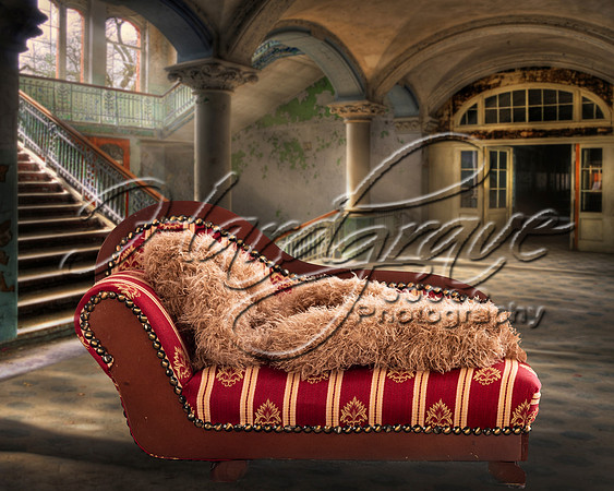 HP Chaise Lounge Red 01