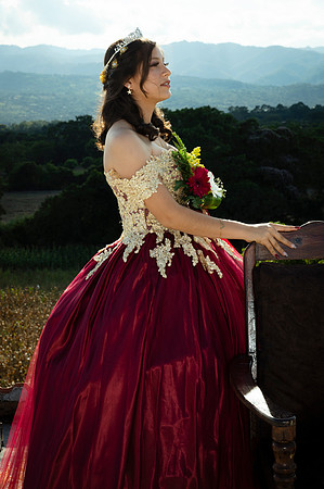 Quinceañera Fotos de Hardgrave Photography